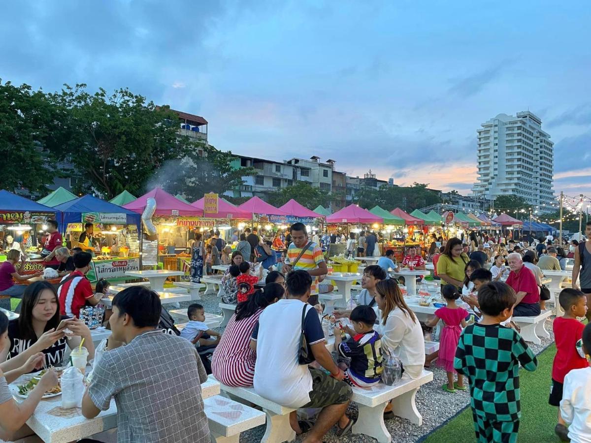 Espana Hotel Jomtien Resort エクステリア 写真